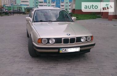 Седан BMW 518 1990 в Черкасах