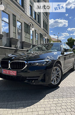 Седан BMW 520 2022 в Киеве