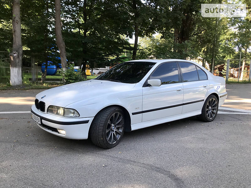 BMW 525