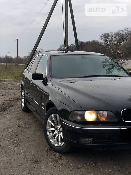 BMW 525