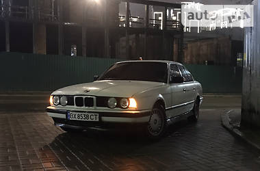 Седан BMW 525 1989 в Киеве
