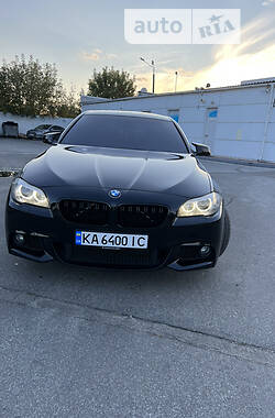 Седан BMW 528 2012 в Києві