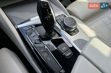 Купе BMW 6 Series GT 2017 в 