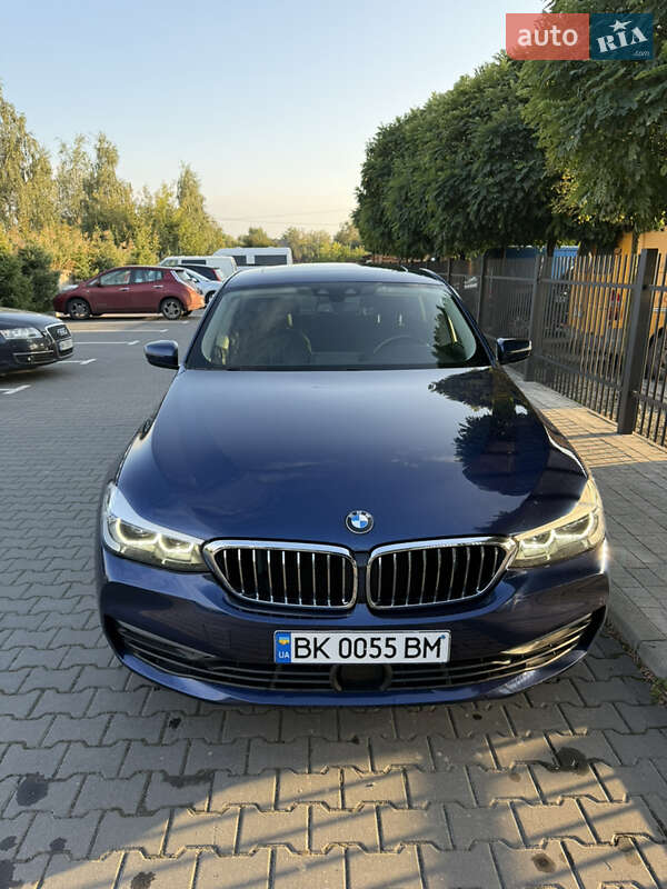 Лифтбек BMW 6 Series GT 2018 в Луцке фото 10 Лифтбек BMW 6 Series GT 2018 в Луцке