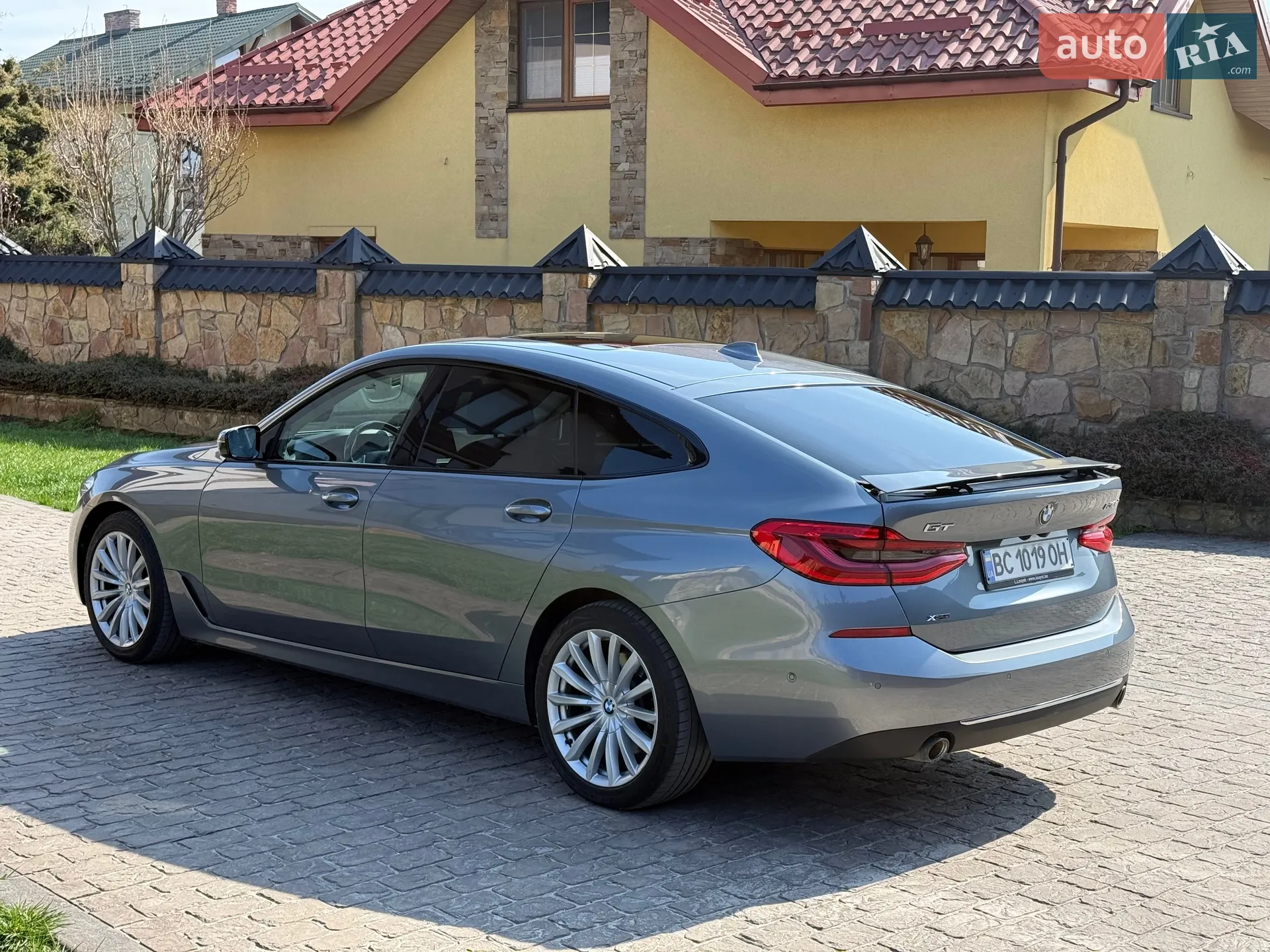 BMW 6 Series GT 2018 VIN WBAJW81010BK94073 фото оголошення 3 з 5