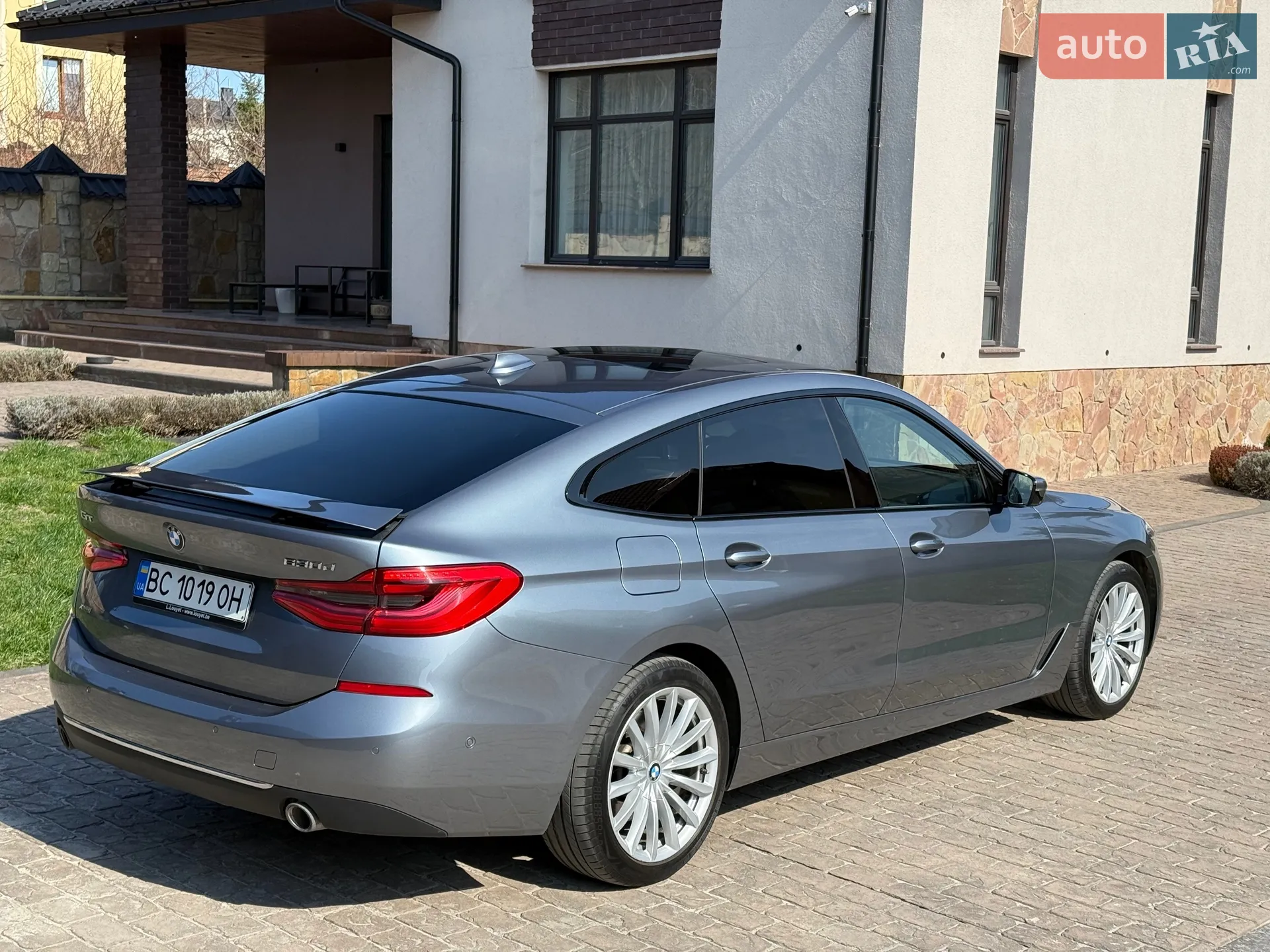 BMW 6 Series GT 2018 VIN WBAJW81010BK94073 фото оголошення 4 з 5