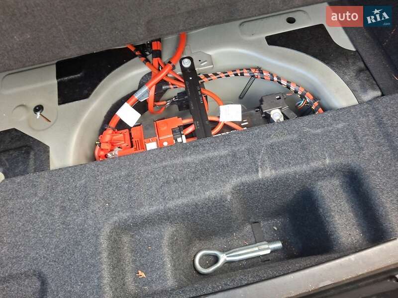 Купе BMW 6 Series 2012 в Киеве фото 6 Купе BMW 6 Series 2012 в Киеве