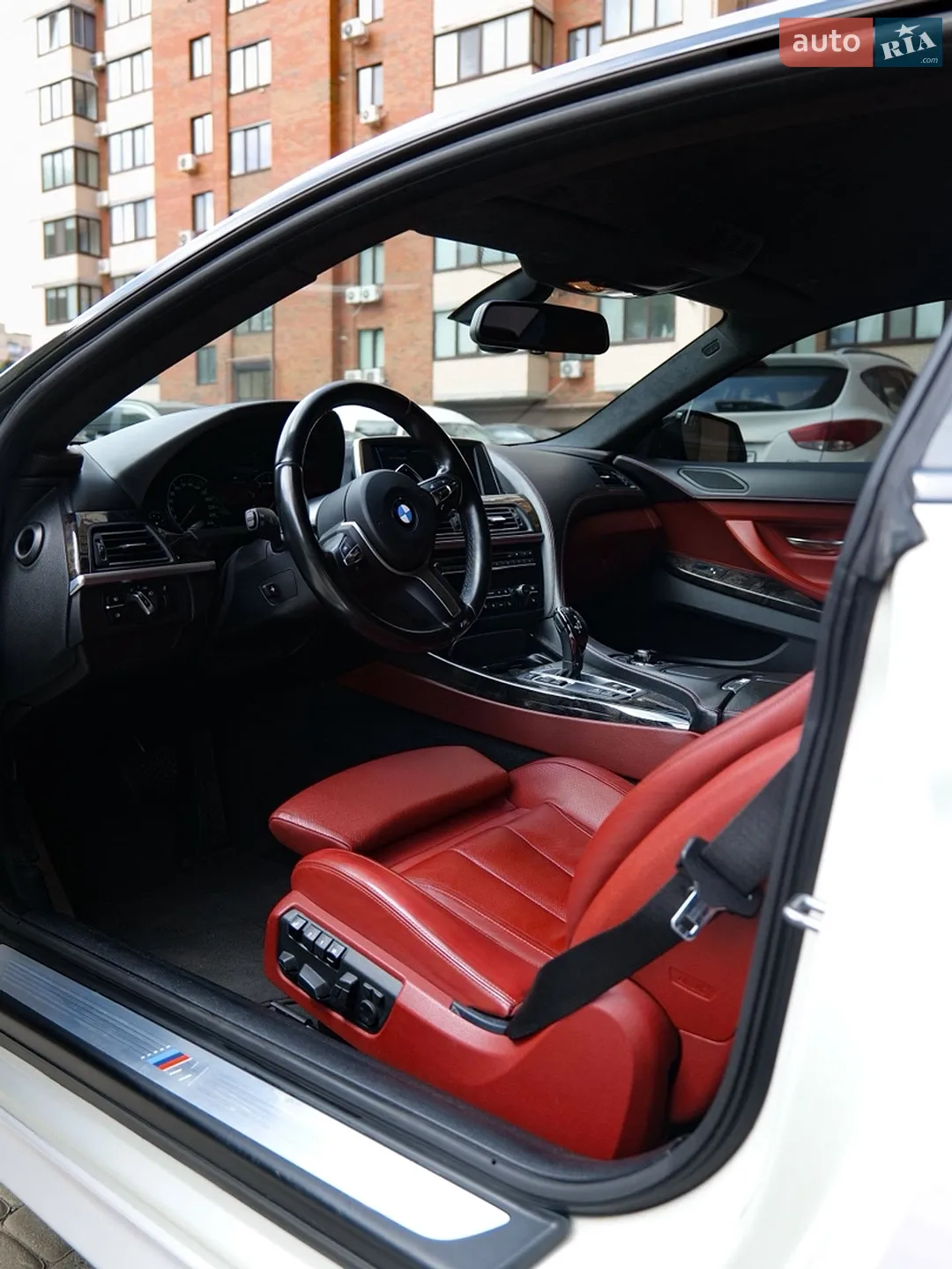 2012 BMW 6er - мініатюра 18