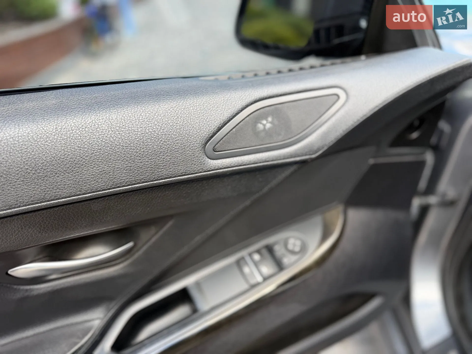 BMW 6 Series 2014 VIN WBALY1C57FDZ73538 фото оголошення 37 з 47