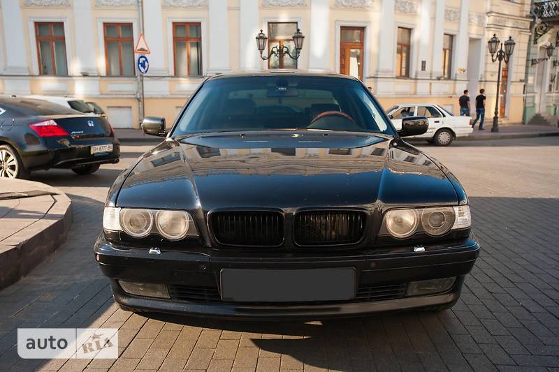 Седан BMW 7 Series 1999 в 