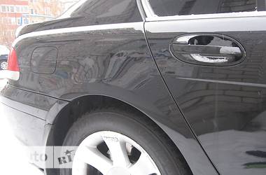 Седан BMW 7 Series 2002 в 