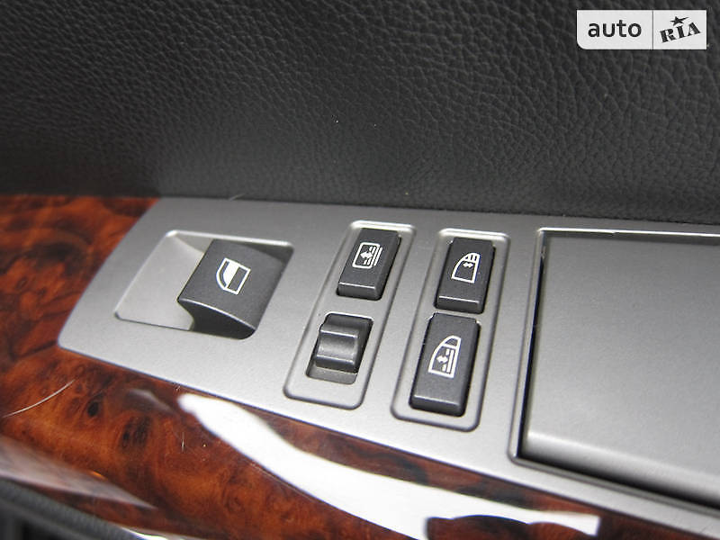 Седан BMW 7 Series 2006 в Киеве