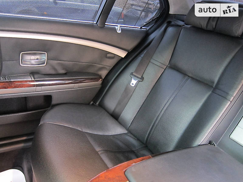Седан BMW 7 Series 2006 в Киеве