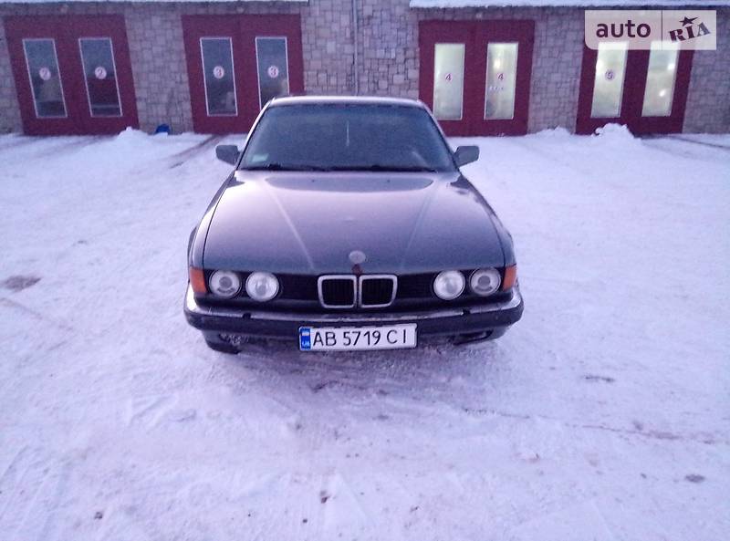 Седан BMW 7 Series 1989 в Виннице