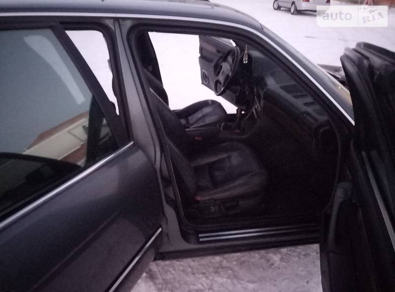 Седан BMW 7 Series 1989 в Виннице