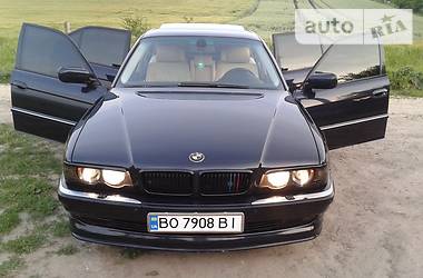 Седан BMW 7 Series 2000 в Тернополе