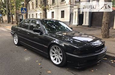 Седан BMW 7 Series 1994 в Николаеве