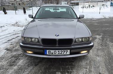 Седан BMW 7 Series 1999 в Днепре