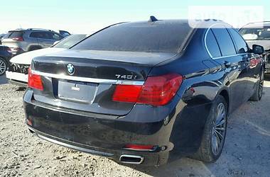 Седан BMW 7 Series 2012 в Львове