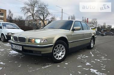 Седан BMW 7 Series 2000 в Киеве