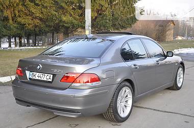 Седан BMW 7 Series 2006 в Ровно