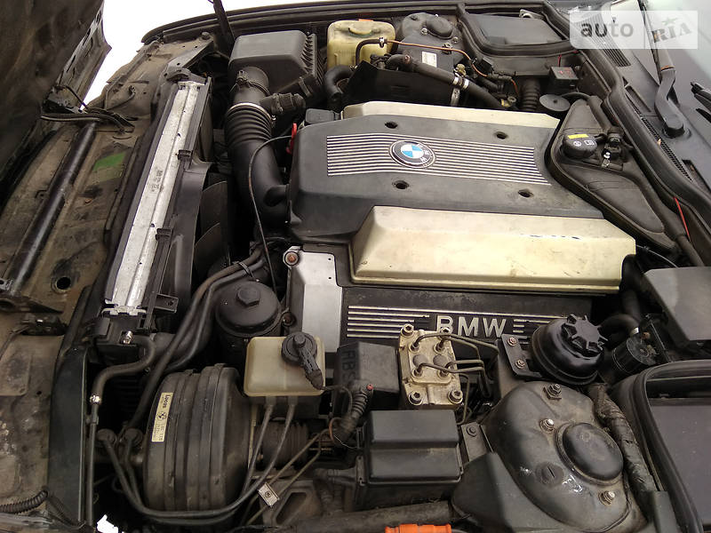 Седан BMW 7 Series 1992 в Киеве фото 49 Седан BMW 7 Series 1992 в Киеве