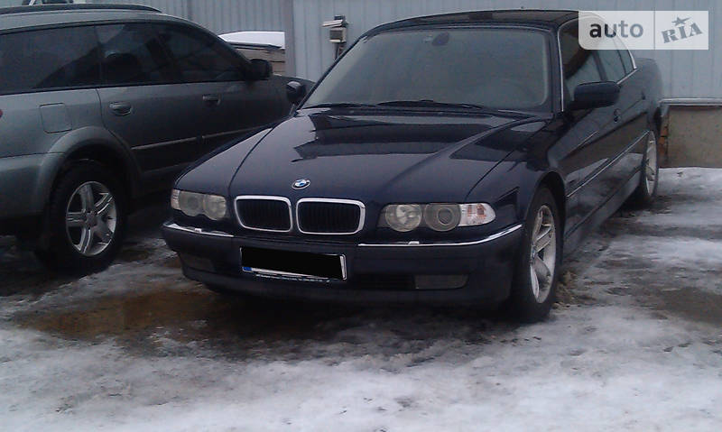 Седан BMW 7 Series 2000 в Киеве