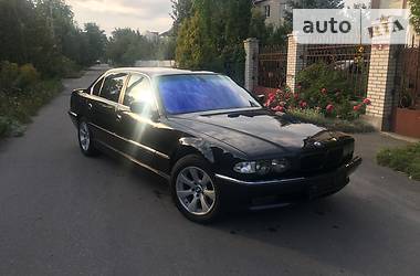 Седан BMW 7 Series 2000 в Виннице