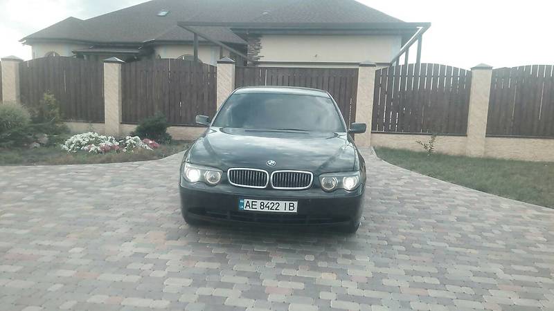 Седан BMW 7 Series 2002 в Сумах