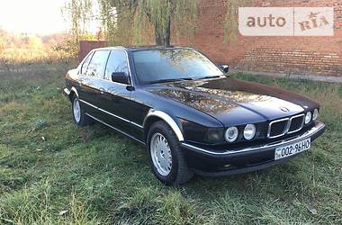 Седан BMW 7 Series 1992 в Запорожье