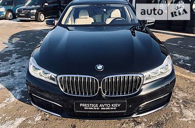 Седан BMW 7 Series 2015 в Киеве