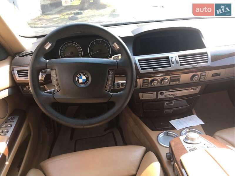 Седан BMW 7 Series 2007 в Киеве