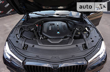 Седан BMW 7 Series 2018 в 