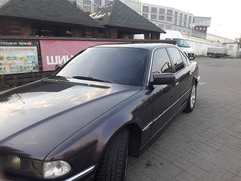 Седан BMW 7 Series 1997 в Львові