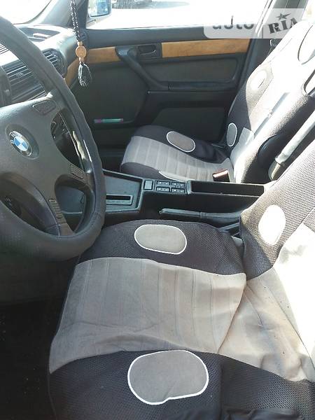 Седан BMW 7 Series 1990 в Одессе