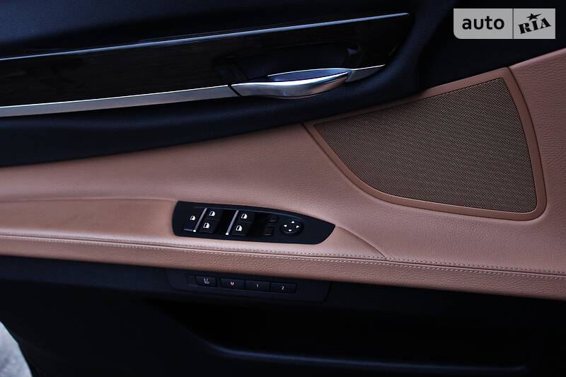 Седан BMW 7 Series 2013 в Одесі