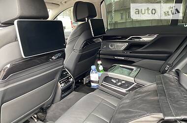 Седан BMW 7 Series 2015 в 