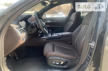 Седан BMW 7 Series 2019 в 