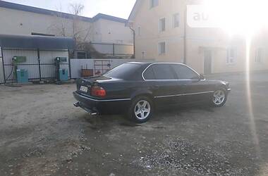 Седан BMW 7 Series 1995 в 