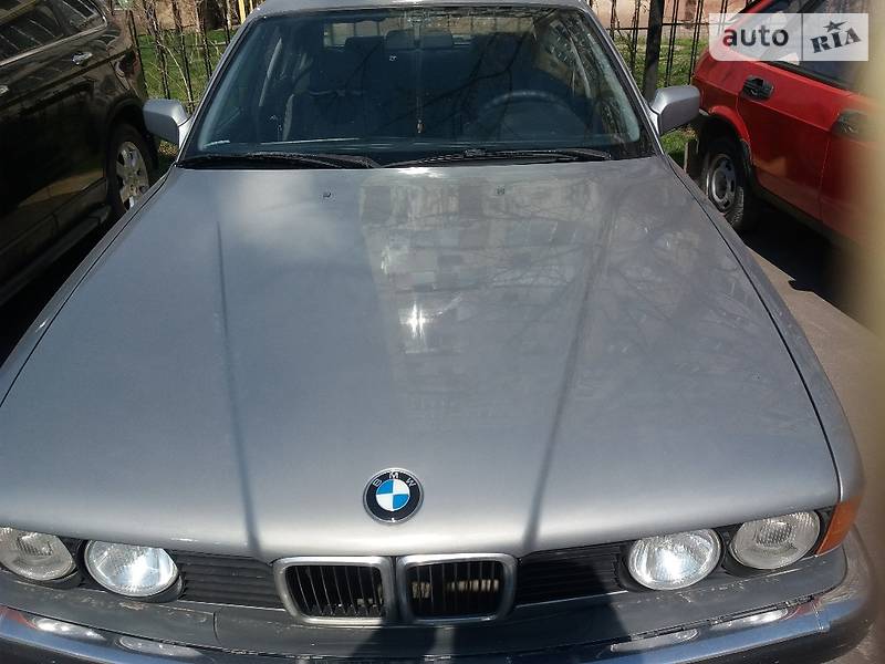 Седан BMW 7 Series 1990 в Одессе