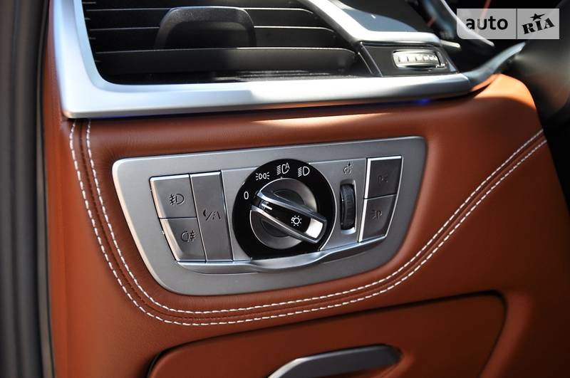 Седан BMW 7 Series 2017 в Одессе