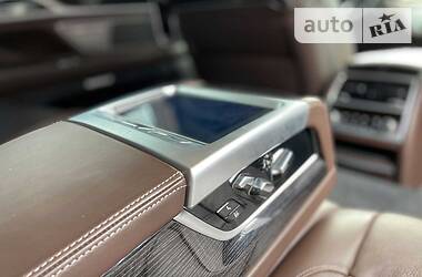 Седан BMW 7 Series 2017 в 