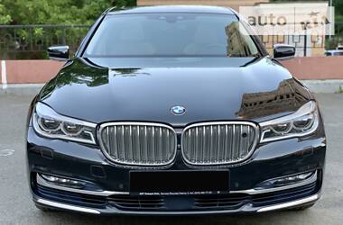 Седан BMW 7 Series 2015 в Киеве