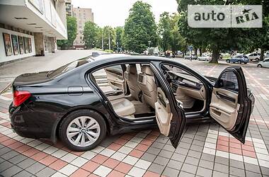 Седан BMW 7 Series 2008 в 