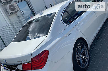 Седан BMW 7 Series 2011 в 