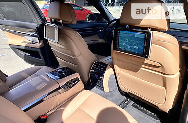 Седан BMW 7 Series 2014 в 