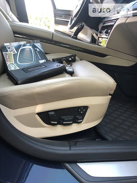Седан BMW 7 Series 2011 в Івано-Франківську