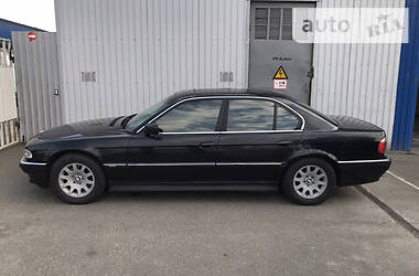 Седан BMW 7 Series 1995 в Киеве