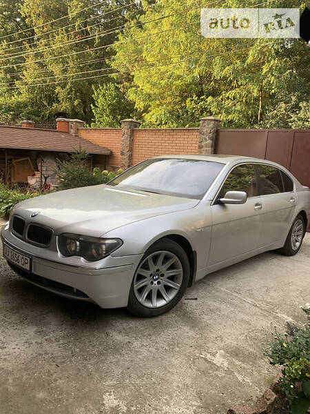 Седан BMW 7 Series 2002 в Киеве