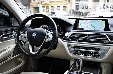 Седан BMW 7 Series 2016 в Киеве